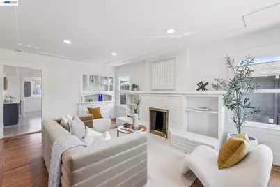 4220 Suter St, Oakland, CA 94619 - Photo 3