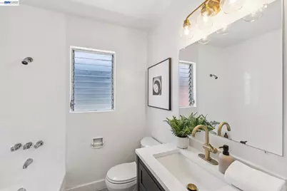 4220 Suter St, Oakland, CA 94619 - Photo 23