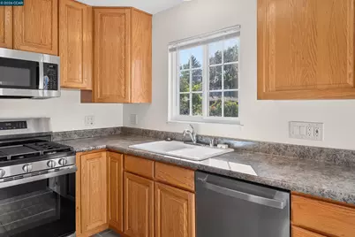 831 Fulton Way, El Sobrante, CA 94803 - Photo 19