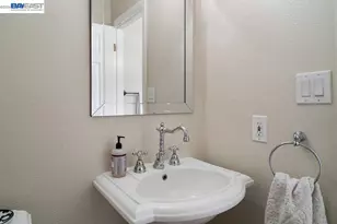 531 Jones Pl, Walnut Creek, CA 94597 - Photo 21