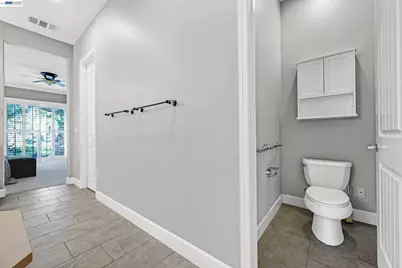 2771 Manresa Shore Ln, Oakley, CA 94561 - Photo 27