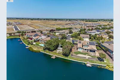 2771 Manresa Shore Ln, Oakley, CA 94561 - Photo 55