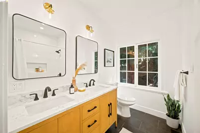 661 Brookwood Pl, Oakland, CA 94610 - Photo 33