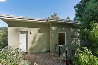 5917 Balboa, Oakland, CA 94611 - Photo 65