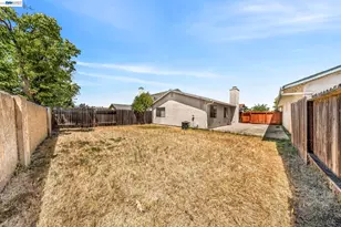 1718 Daniel Ct, Fairfield, CA 94533 - Photo 35