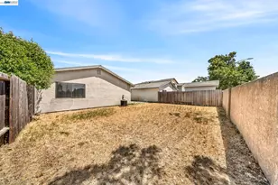 1718 Daniel Ct, Fairfield, CA 94533 - Photo 37