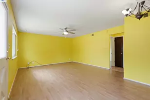9079 Pinata Way, Sacramento, CA 95826 - Photo 7