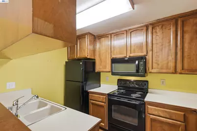 9079 Pinata Way #1, Sacramento, CA 95826 - Photo 11