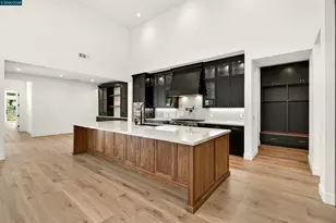 1090 Borrette Ct, Napa, CA 94558 - Photo 9