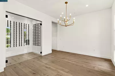 1090 Borrette Court, Napa, CA 94558 - Photo 13