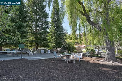 3136 Ptarmigan Dr #5, Walnut Creek, CA 94595 - Photo 29