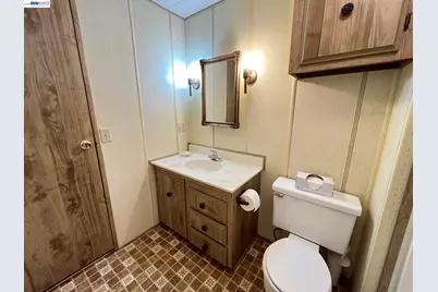 29000 Guildhall Rd, Hayward, CA 94544 - Photo 15