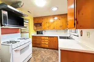 4072 St James Dr, El Sobrante, CA 94803 - Photo 9