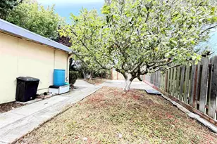 4072 St James Dr, El Sobrante, CA 94803 - Photo 39
