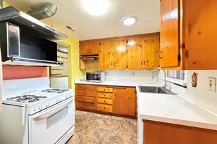 4072 St James Dr, El Sobrante, CA 94803 - Photo 11