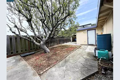 4072 Saint James Dr, El Sobrante, CA 94803 - Photo 37