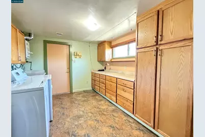 4072 Saint James Dr, El Sobrante, CA 94803 - Photo 23