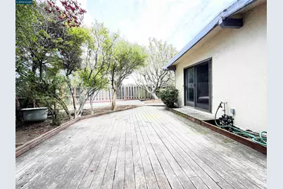 4072 Saint James Dr, El Sobrante, CA 94803 - Photo 35