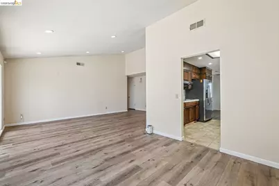 3768 Wood Duck Cir, Stockton, CA 95207 - Photo 11