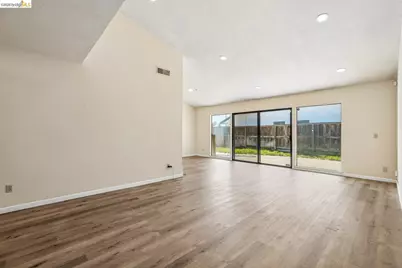 3768 Wood Duck Cir, Stockton, CA 95207 - Photo 9