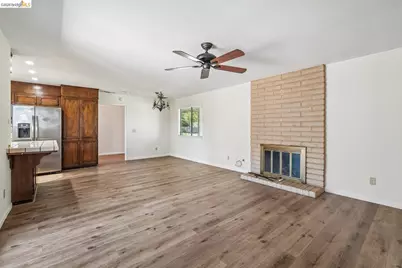 3768 Wood Duck Cir, Stockton, CA 95207 - Photo 7