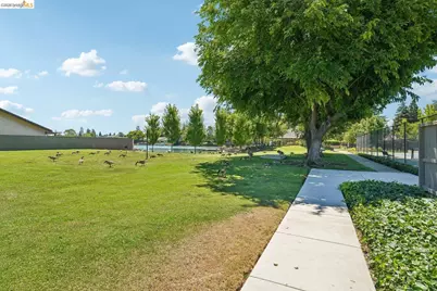 3768 Wood Duck Cir, Stockton, CA 95207 - Photo 35
