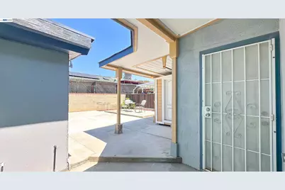 428 Broadmoor Blvd, San Leandro, CA 94577 - Photo 25