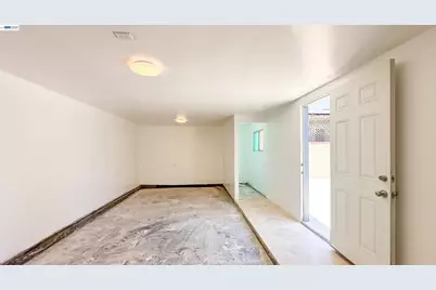 428 Broadmoor Blvd, San Leandro, CA 94577 - Photo 35