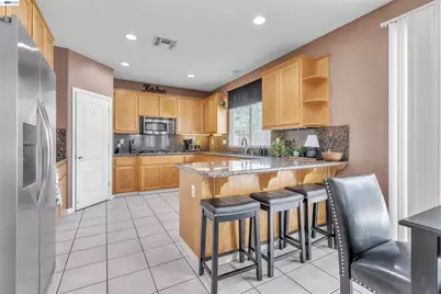 2076 Catalpa Way, Antioch, CA 94509 - Photo 13