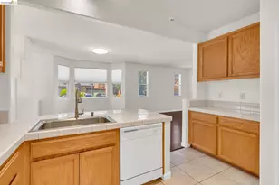 4015 Mt Day Ct, Antioch, CA 94531 - Photo 17