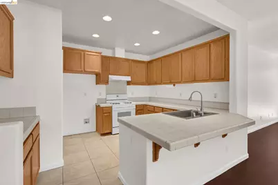 4015 Mount Day Court, Antioch, CA 94531 - Photo 15