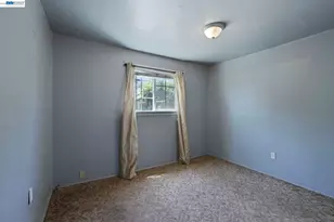 505 9th St, Tracy, CA 95376 - Photo 31