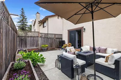 925 Hacienda Cir, Rohnert Park, CA 94928 - Photo 37