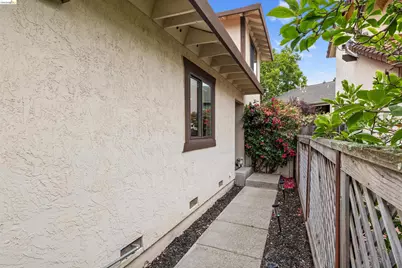 925 Hacienda Cir, Rohnert Park, CA 94928 - Photo 5
