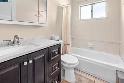 9152 Castlebar Way, Sacramento, CA 95826 - Photo 19