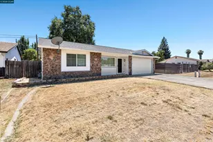 9152 Castlebar Way, Sacramento, CA 95826 - Photo 3