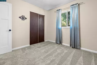 9152 Castlebar Way, Sacramento, CA 95826 - Photo 11