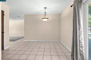 9152 Castlebar Way, Sacramento, CA 95826 - Photo 9