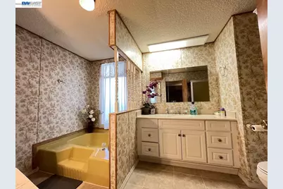 1285 Sussex Way, Hayward, CA 94544 - Photo 31