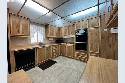 1285 Sussex Way, Hayward, CA 94544 - Photo 13