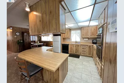 1285 Sussex Way, Hayward, CA 94544 - Photo 11