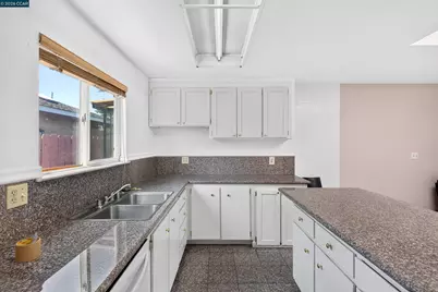 2480 Shield Dr, Union City, CA 94587 - Photo 29