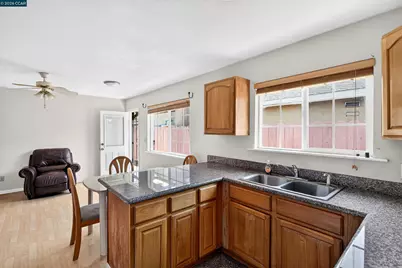 2480 Shield Dr, Union City, CA 94587 - Photo 63