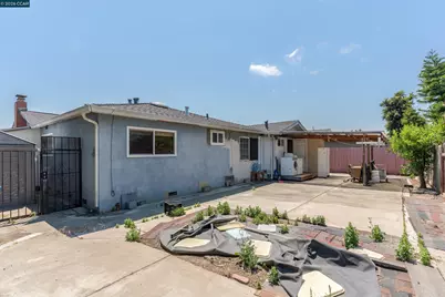 2480 Shield Dr, Union City, CA 94587 - Photo 11