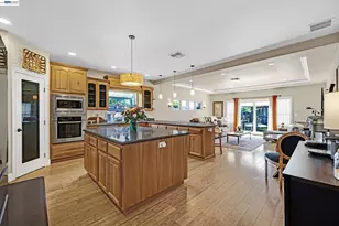 34515 Bentley Ct, Fremont, CA 94555 - Photo 13