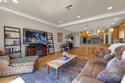 34515 Bentley Ct, Fremont, CA 94555 - Photo 17