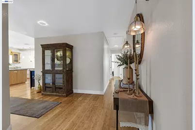 34515 Bentley Ct, Fremont, CA 94555 - Photo 11