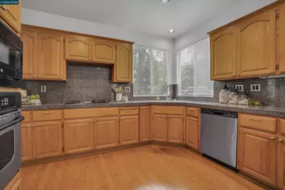 1932 Medicine Mountain Ct, Antioch, CA 94531 - Photo 11