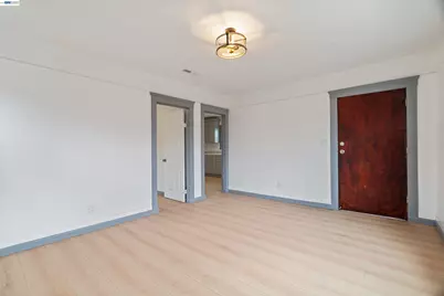 1012 72nd Ave, Oakland, CA 94621 - Photo 9