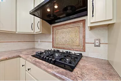 47108 Yucatan Dr, Fremont, CA 94539 - Photo 17